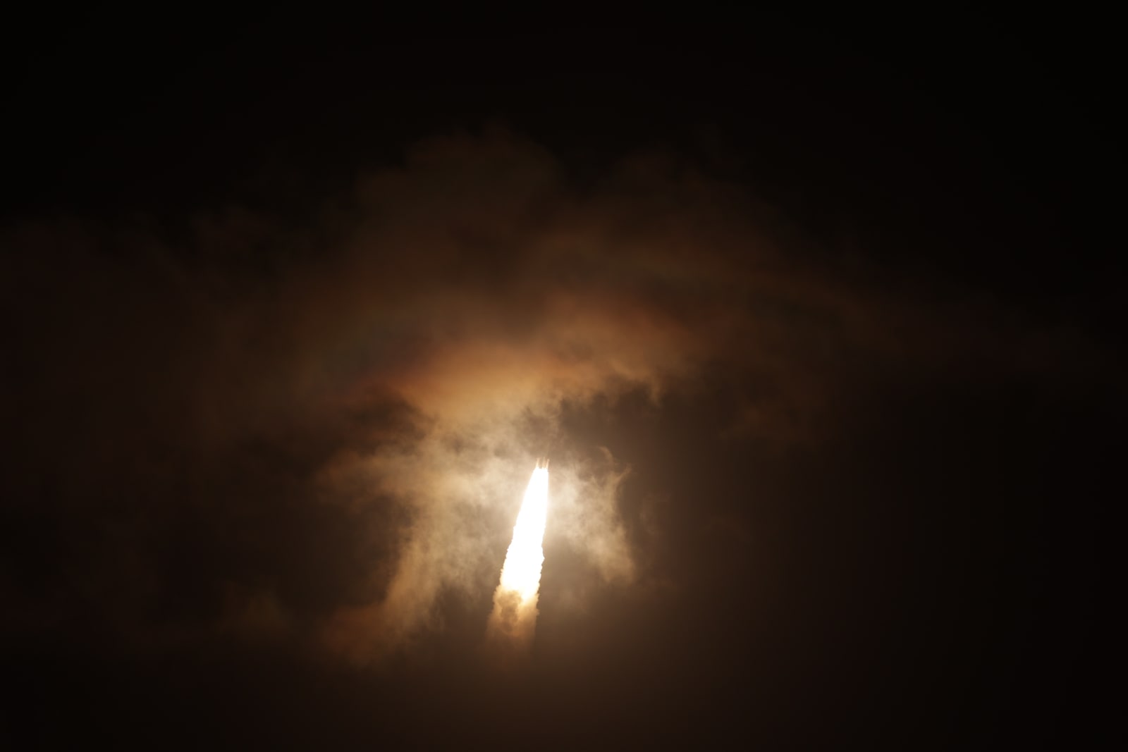 H3 Flight No. 10 launches MMX from Tanegashima on October 20, 2026, Japan time.